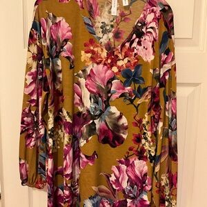 Honeyme Size Large Multicolor Floral V-Neck Long Sleeve Top STUNNING